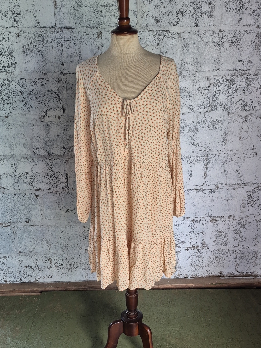 American Eagle Outfitters Peach Floral Long Sleeve Babydoll Dress